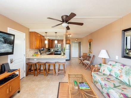 Kona Pacific - 2BR Condo Garden View #A102