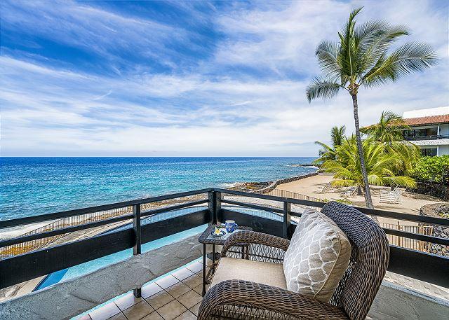 Kona condo rental: Casa De Emdeko - 2BR Condo Ocean View #219