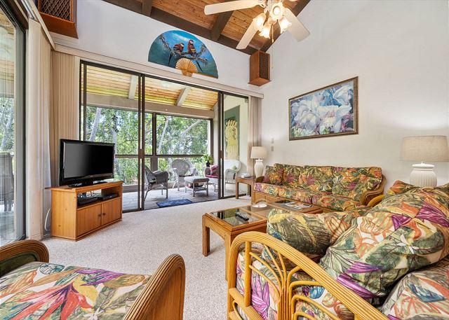 Kona condo rental: Keauhou Kona Surf and Racquet Club - 4BR Condo with Loft Garden View #8-304