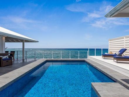 Turtle Rock - 2BR Home Oceanfront
