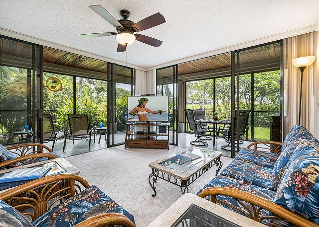 Kona condo rental: Keauhou Kona Surf and Racquet Club - 2BR Condo Garden View #6-104