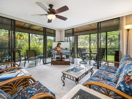 Keauhou Kona Surf and Racquet Club - 2BR Condo Garden View #6-104
