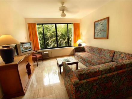 Acapulco condo rental: Sea Garden Acapulco - 1BR Condo