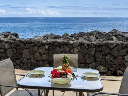 Keauhou Kona Surf and Racquet Club - 2BR Condo Ocean View King #5-103