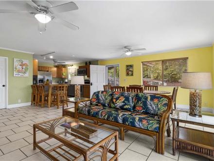 Hale A Kai - 4BR Home Ocean View + Private Hot Tub