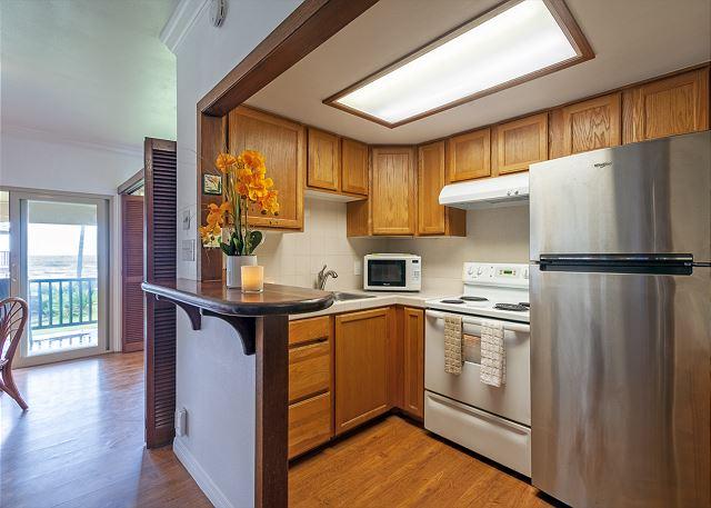 Hanalei Colony Resort - 2BR Condo Ocean View King #J3 photo 3