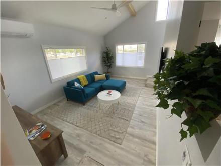 4th Street - 2BR Home
