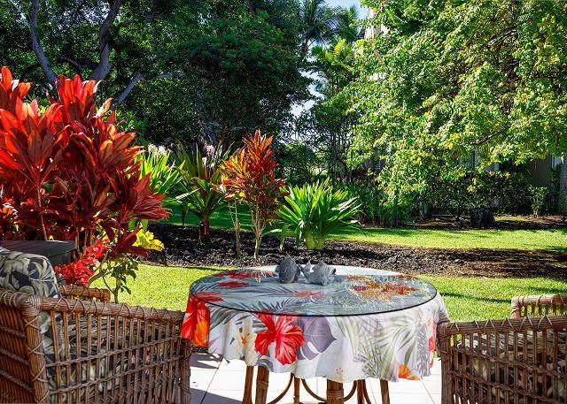 Kona condo rental: Keauhou Kona Surf and Racquet Club - 2BR Condo King #8-101