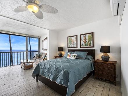 Kona condo rental: Kona Magic Sands - Studio Condo Studio Ocean View #309