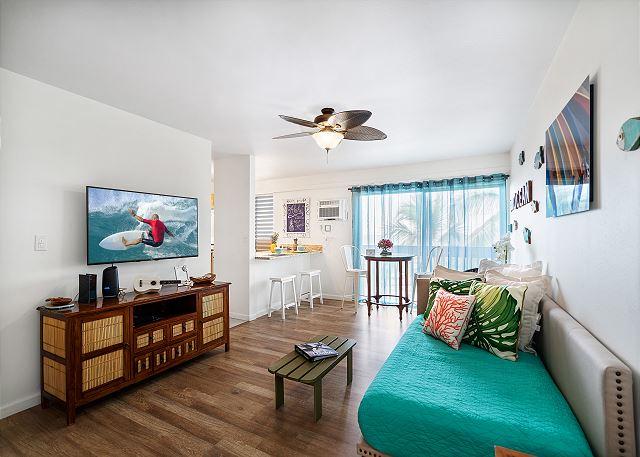 Kona Mansions - 1BR Condo Ocean View King #301 photo 4