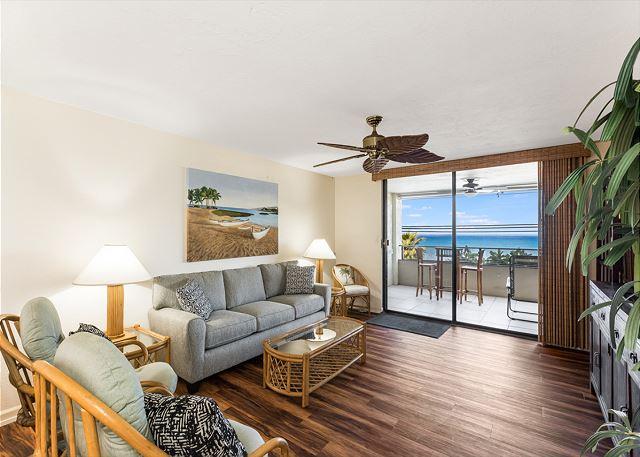 Kona condo rental: Holualoa Bay Villas - 2BR Condo Ocean View King #105