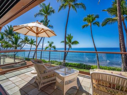 Lahaina condo rental: Puamana - 3BR Condo Premium Ocean Front #160-2