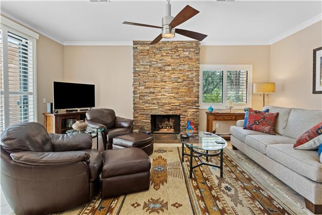 Palm Springs vacation rental: The Waverly - 2BR Townhome Mountain View