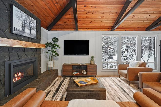 Sunriver condo rental: 12 Quartz Mountain - 2BR Condo