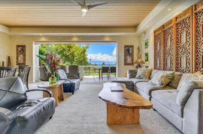 Napili vacation rental: Hale Napili - 5BR Home + Private Hot Tub