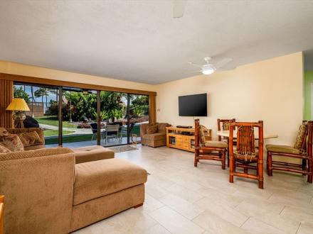 Keauhou Punahele - 2BR Condo King #D-103