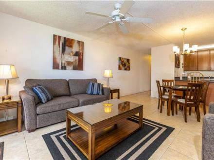 Kihei condo rental: Kamaole Sands - 1BR Condo #4-211