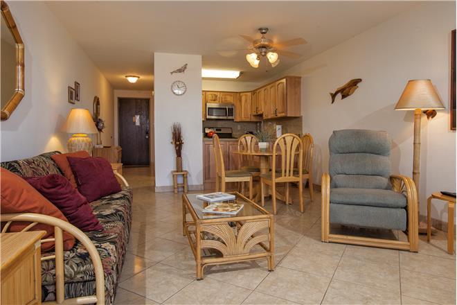 Kihei condo rental: Kihei Akahi - 1BR Condo Garden View #D414