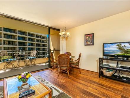 Sugar Beach - 1BR Condo Beach View #301