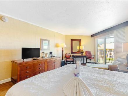 Lihue condo rental: Kauai Beach Resort - 1BR Condo #1317