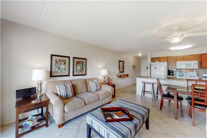 Kihei condo rental: Kihei Akahi - 1BR Condo #C418