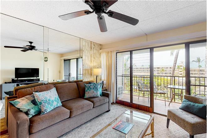 Kihei condo rental: Kihei Akahi - 1BR Condo #C512
