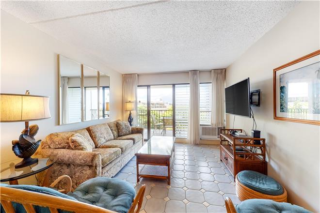 Kihei condo rental: Kihei Akahi - 2BR Condo #D215