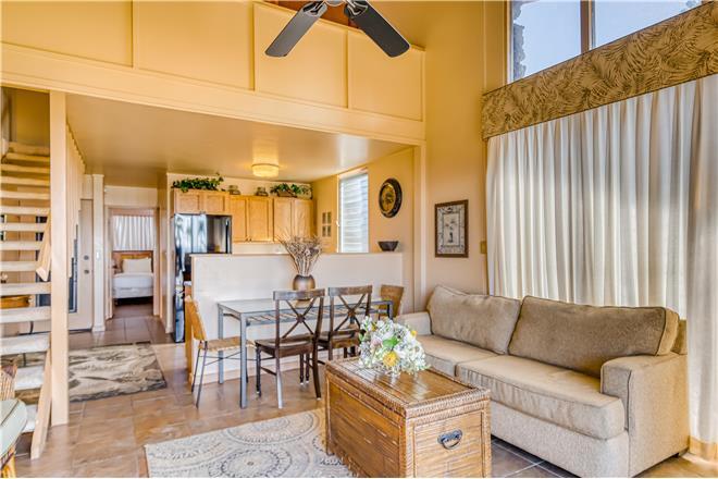 Lahaina condo rental: Mahina Surf - 2BR Condo #216