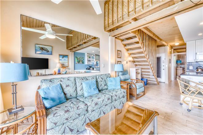 Lahaina condo rental: Mahina Surf - 2BR Condo #218