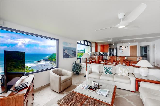 Panoramic Ocean Views at Pu'u Poa - 2BR Condo #212