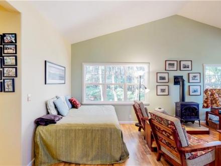 Volcano condo rental: Pele Noe - 3BR Home