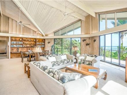 Anahola vacation rental: Sandcastles - 3BR Home