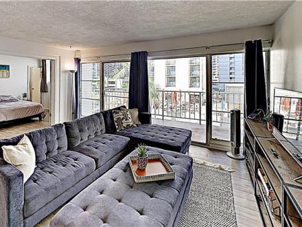 Honolulu condo rental: Scandia Towers - 2BR Condo #502