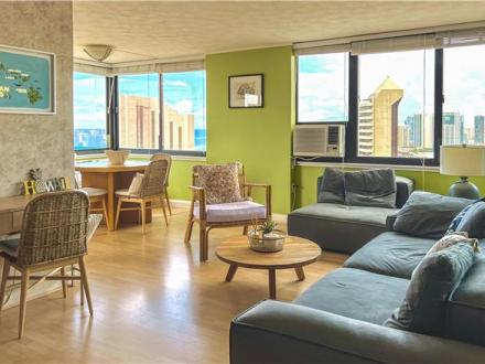 Aiea condo rental: The Windsor Waikiki - 2BR Condo #3704