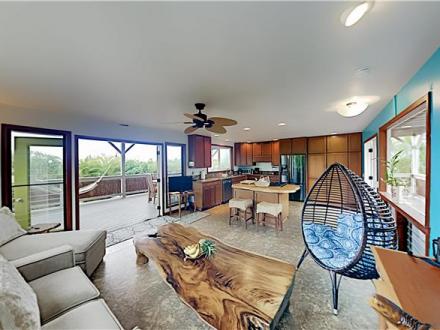 Pahoa condo rental: Tropical Dolphin - 2BR Condo #B