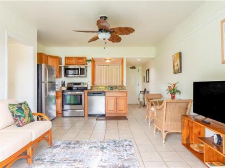 Hilo condo rental: Waiakea Villas - 1BR Condo #2-207