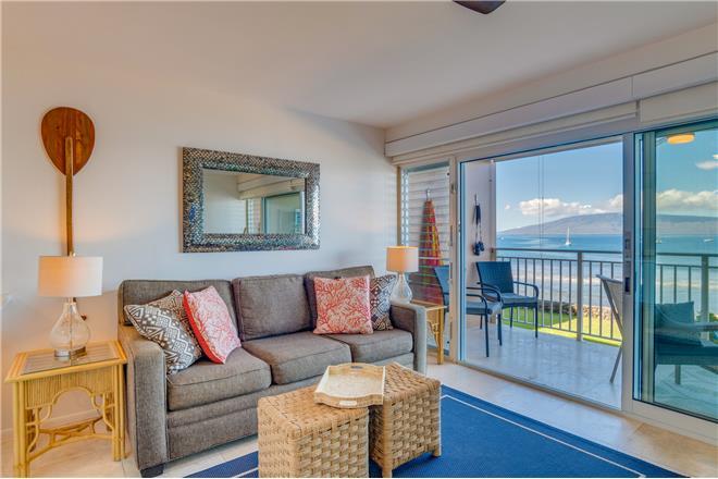 Lahaina condo rental: Lahaina Roads - 1BR Condo Ocean Front #205