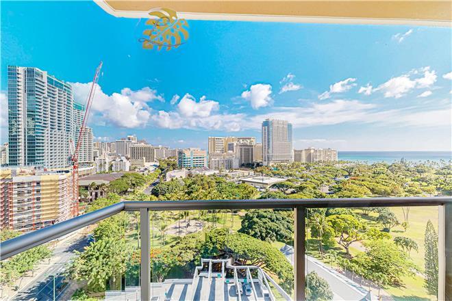 Honolulu condo rental: Luana Waikiki Resort - 1BR Condo #1412