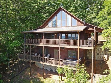 Blue Ridge vacation rental: All About The Views - 4BR Home