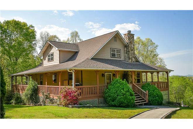 Blue Ridge vacation rental: Aska Acres- Blue Ridge GA - 4BR Home