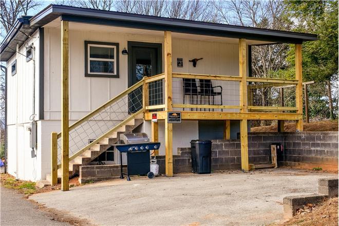Copper Duck Cottage - 1BR Home