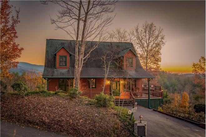 Blue Ridge vacation rental: Dream Catcher- Blue Ridge - 4BR Home