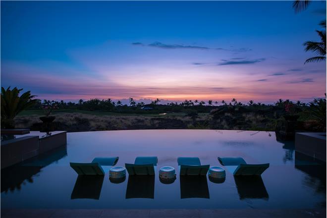 Hualalai vacation rental: Hale Kahikole - 5BR Home