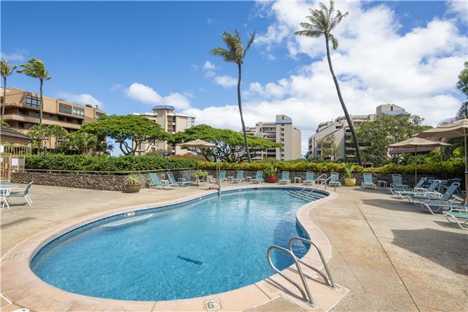 Lahaina vacation rental: Kahana Villa - 2BR Villa Ocean Front #E408