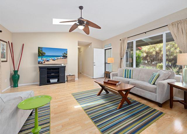 Kailua Kona vacation rental: Magic Sands Light Hawaii Oasis - 3BR Home King