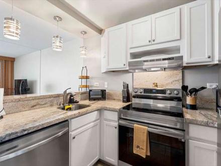 Kona Alii - 1BR Condo King #407
