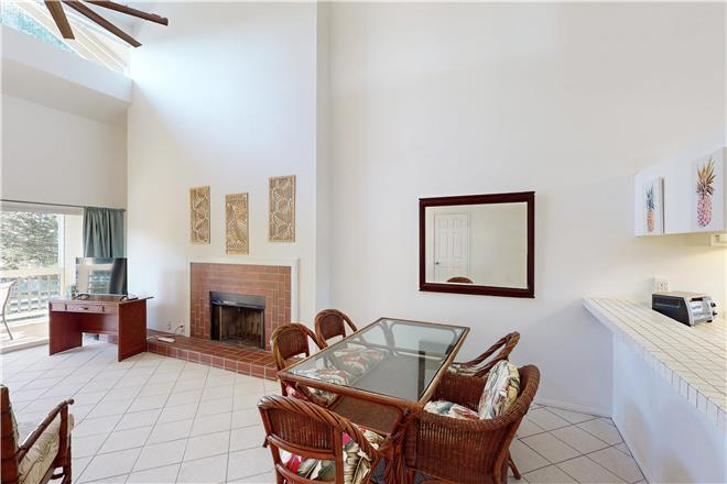 Waikoloa condo rental: Waikoloa Hills Pineapple Paradise - 2BR Condo #105