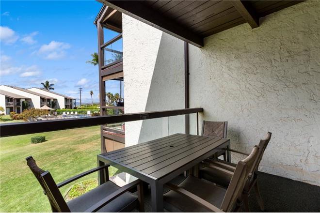 Kihei condo rental: Hale Kamaole - 1BR Condo #215