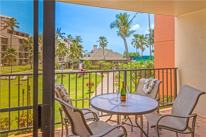 Lahaina condo rental: Kaanapali Shores - 2BR Condo Beach View #213