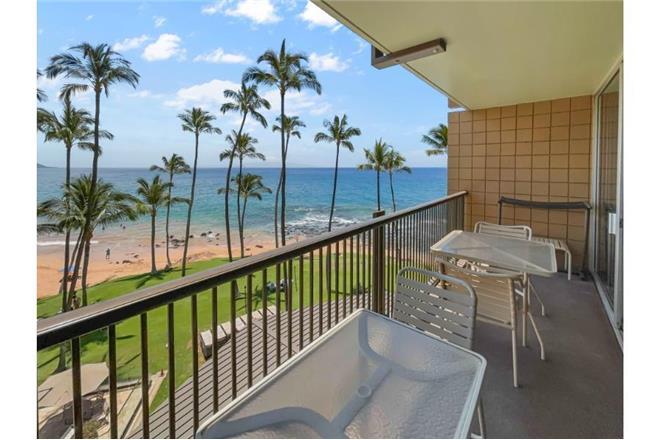 Kihei condo rental: Mana Kai Maui Resort - 2BR Condo Ocean Front #405C